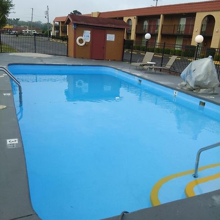 Days Inn By Wyndham Caddo Valley Arkadelphia Екстер'єр фото